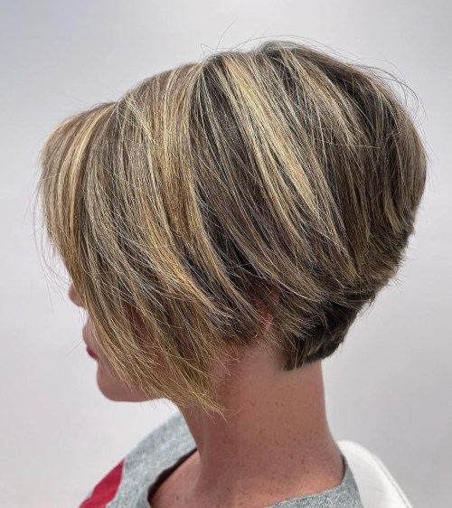 Asymmetrical Short Cut for Thick Hair with Longer Front Layers