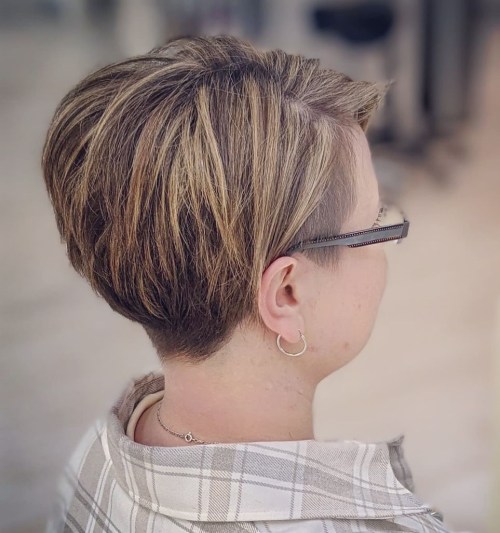 Short Undercut with Highlights and Glasses
