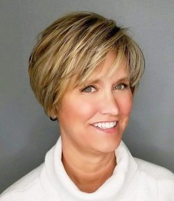 90 Classy and Simple Short Hairstyles for Women over 50