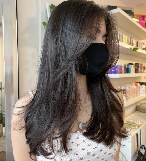 Long Wispy Cut with Layered Ends