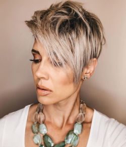 20 Incredible Short Hair Color Ideas to Update Your Look