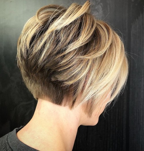 Short Stacked Bronde Bob For Thick Hair